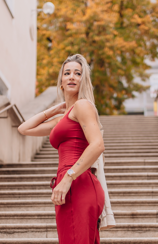 Bequemes Sporttop mit Pads Atmungsaktiv MB Royal Rot 